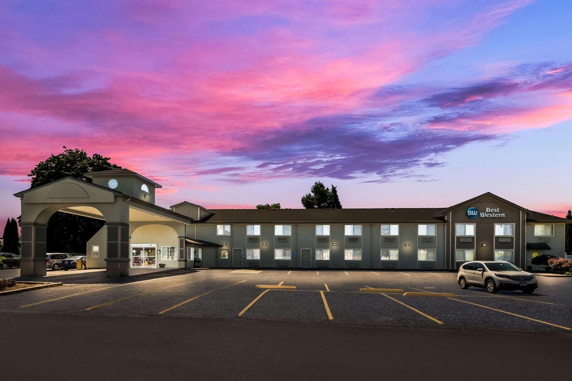 Best Western Cottage Grove Inn Екстер'єр фото
