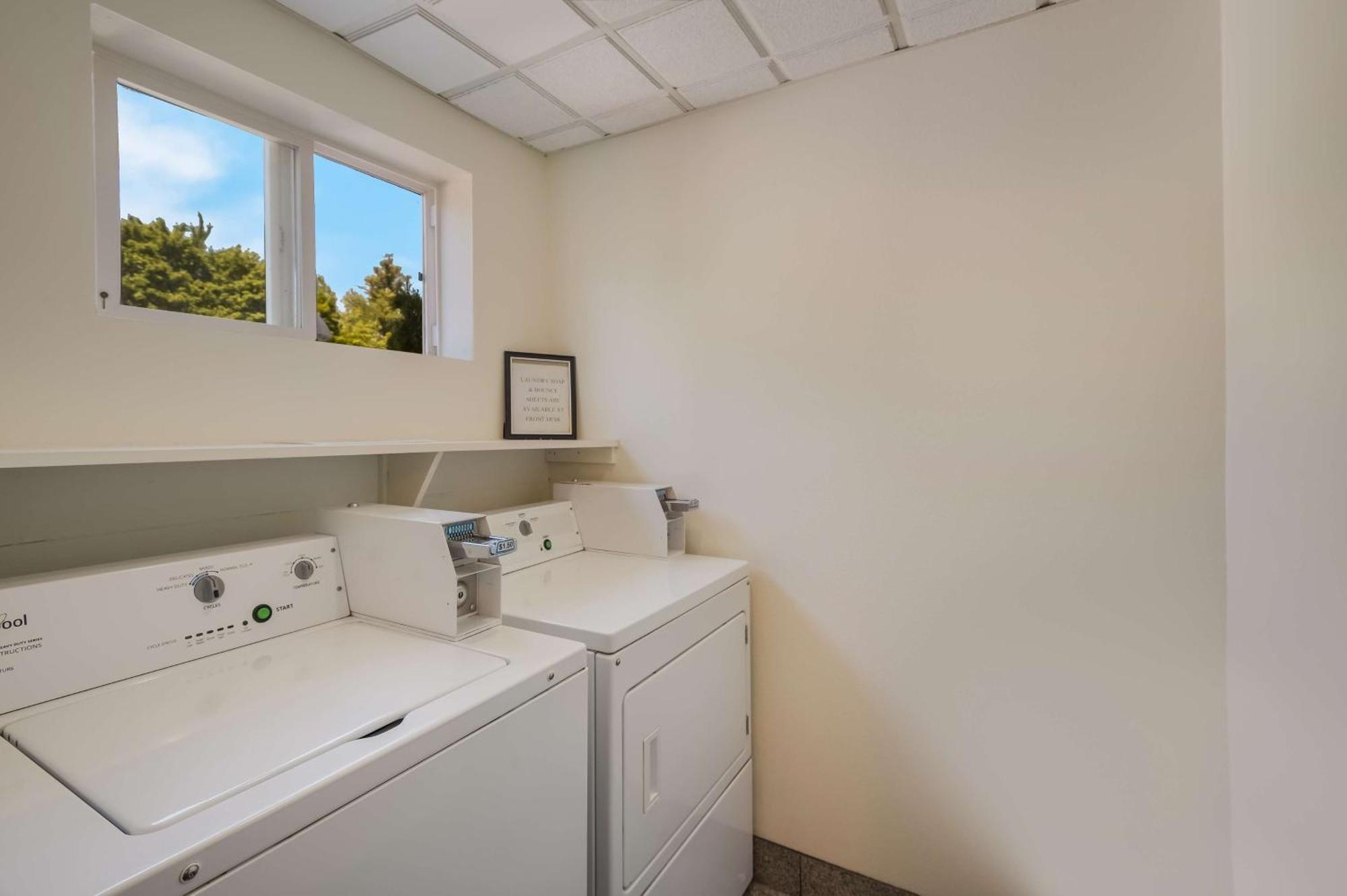 Best Western Cottage Grove Inn Екстер'єр фото