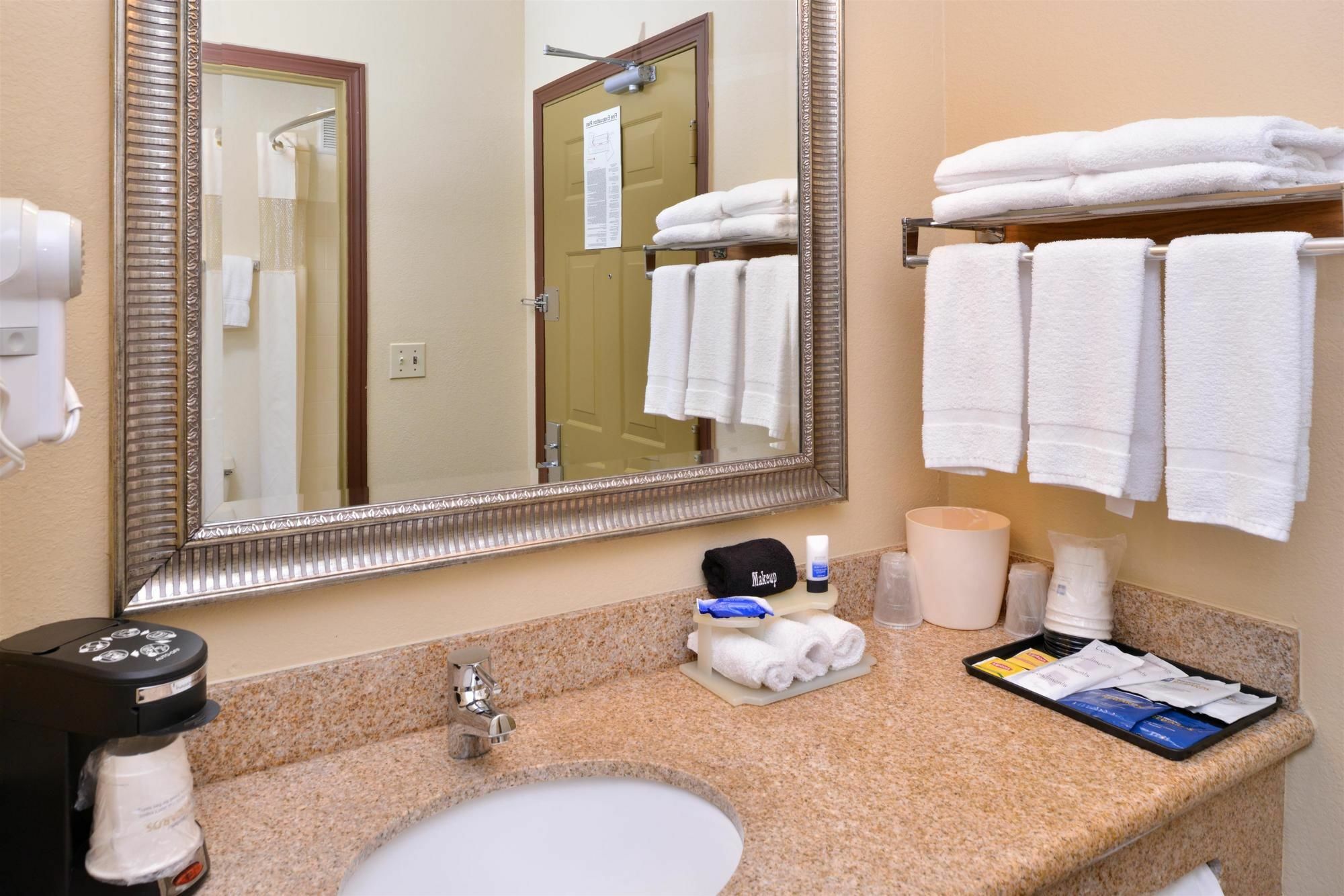 Best Western Cottage Grove Inn Екстер'єр фото